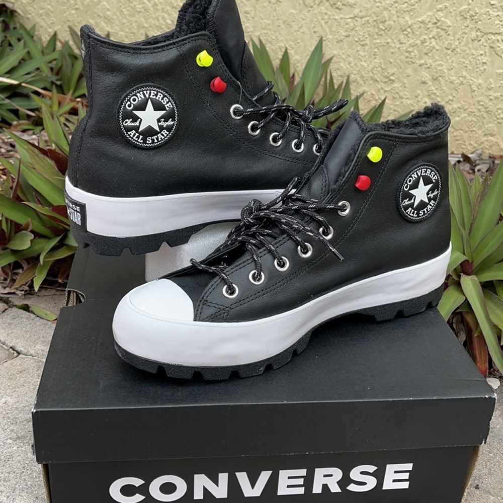 CONVERSE CTAS LUGGED WINTER HI BOOTS WMNS